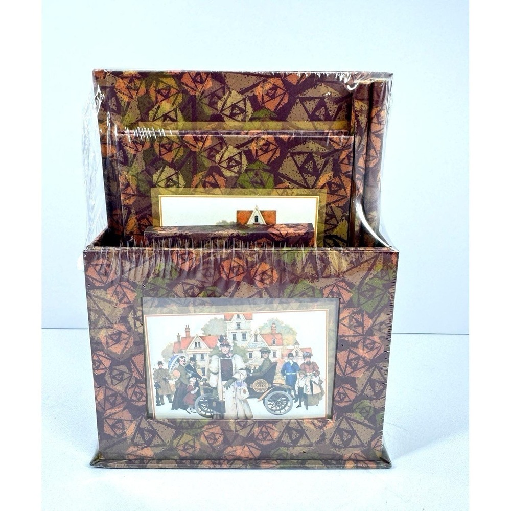 Avon Mrs Albee Holiday Stationery Box Set Decorative‎ Paper Storage New